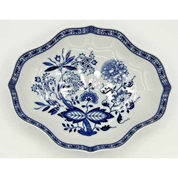 Hutschenreuther Serving Bowl Dish Blue Onion Design Scalloped Rim Germany VTG - Picture 2 of 16